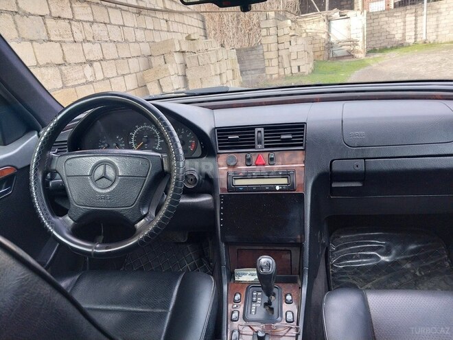 Mercedes C 230 1996, 200,000 km - 2.3 л - Xaçmaz