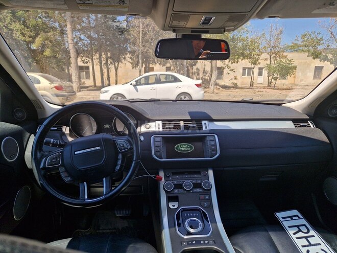 Land Rover RR Evoque 2015, 197,000 km - 2.0 л - Bakı