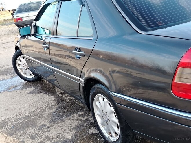 Mercedes C 200 1996, 544,000 km - 2.0 l - Saatlı