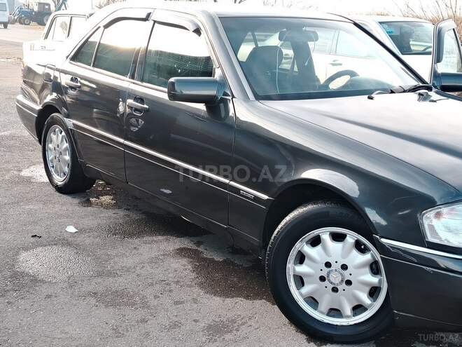 Mercedes C 200 1996, 544,000 km - 2.0 l - Saatlı
