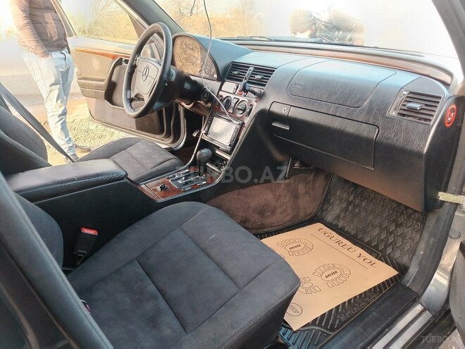 Mercedes C 200 1996, 544,000 km - 2.0 l - Saatlı
