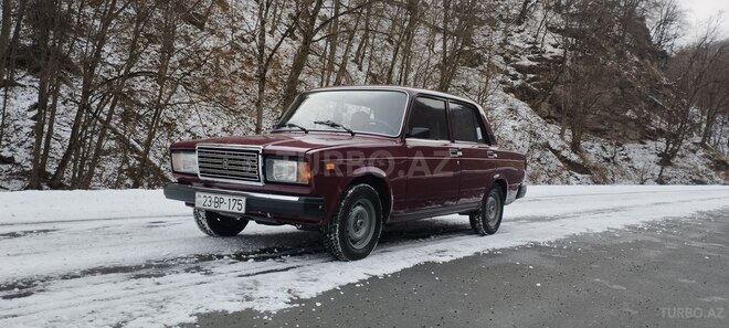 LADA (VAZ) 2107 2004, 90,000 km - 1.6 л - Goranboy