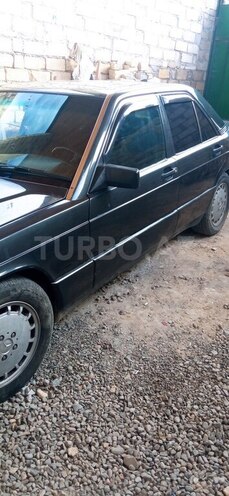Mercedes 190 1993, 500,000 km - 1.8 l - Gəncə