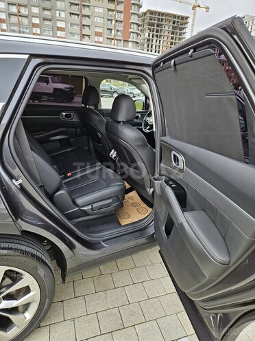 Kia Sorento-12