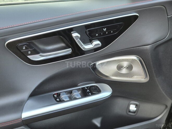 Mercedes C 43 AMG 4MATIC-13