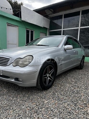 Mercedes C 200 2000, 250,000 km - 2.0 l - Gəncə
