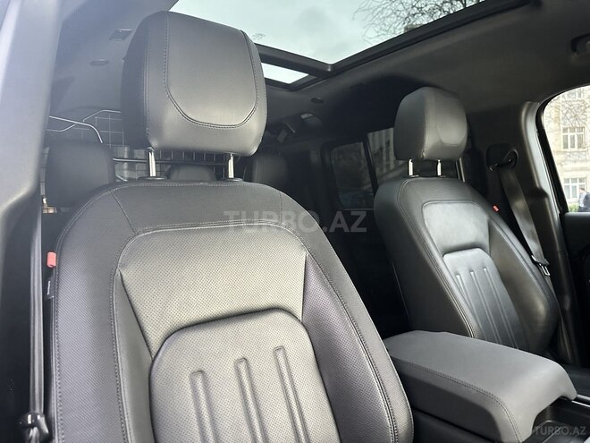 Land Rover Defender 2022, 61,000 km - 2.0 l - Biləsuvar