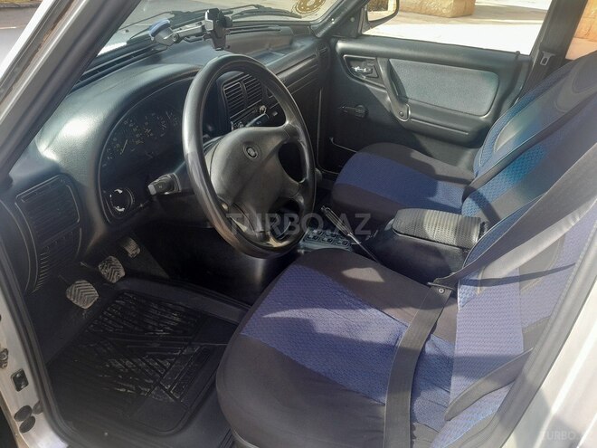 GAZ 31105 2004, 280,000 km - 2.3 l - Qobustan