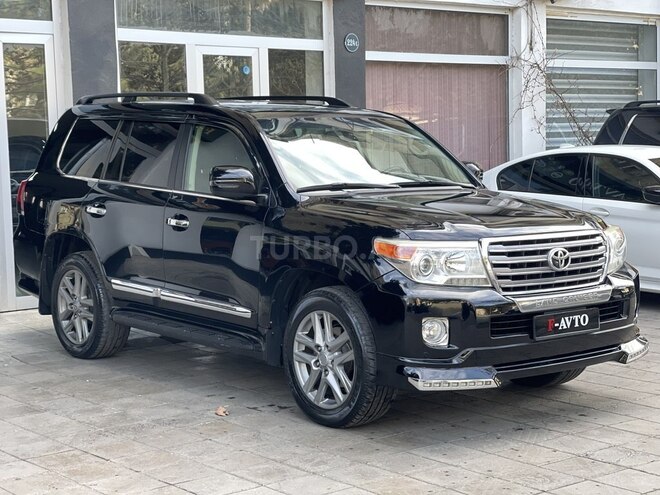 Toyota Land Cruiser-2