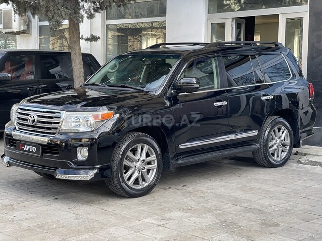 Toyota Land Cruiser-4