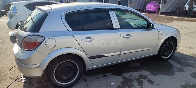 Opel Astra 2004, 277,000 km - 1.4 л - Bakı