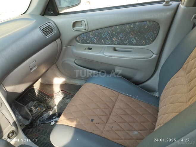 Toyota Corolla 1999, 416,500 km - 1.8 l - Bakı