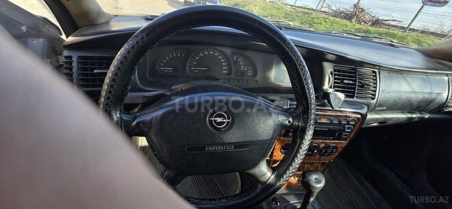Opel Vectra 1997, 300,000 km - 1.8 л - Sumqayıt