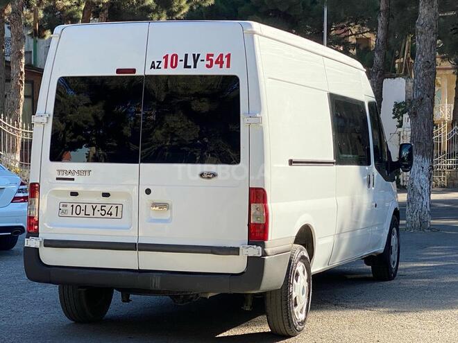 Ford Transit-2