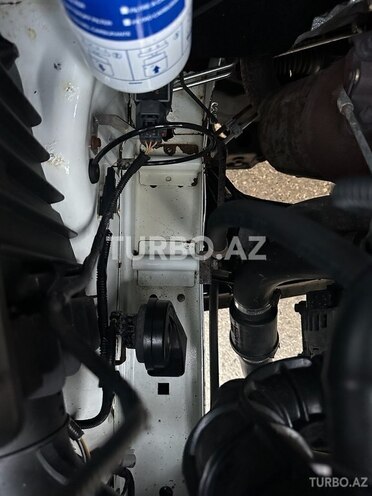 Ford Transit-12
