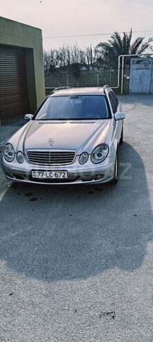 Mercedes E 220 d-2