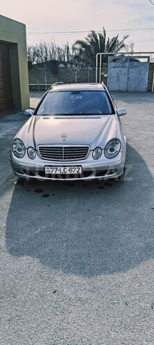 Mercedes E 220 d-1