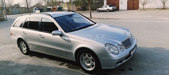 Mercedes E 220 d-5