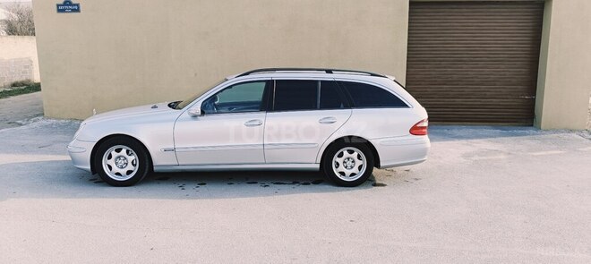 Mercedes E 220 d-7