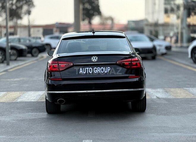 Volkswagen Passat 2017, 220,000 km - 2.0 l - Bakı