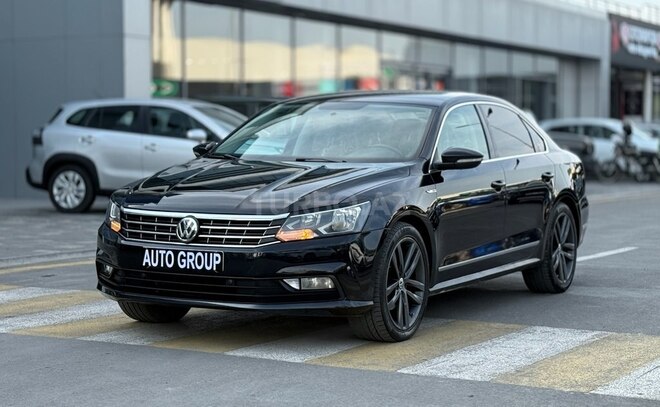 Volkswagen Passat 2017, 220,000 km - 2.0 l - Bakı