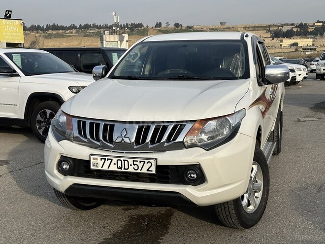 Mitsubishi L200 2016, 214,000 km - 2.5 l - Bakı