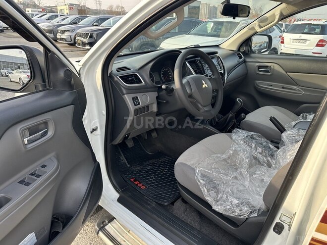 Mitsubishi L200 2016, 214,000 km - 2.5 l - Bakı