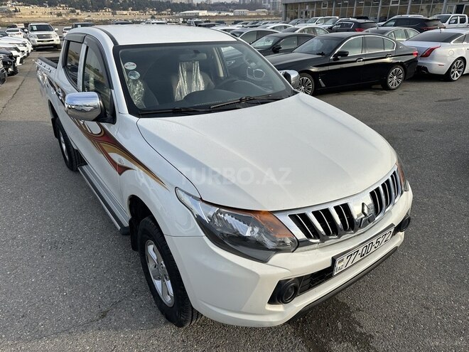 Mitsubishi L200 2016, 214,000 km - 2.5 l - Bakı