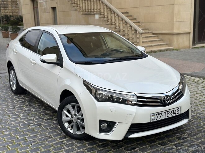 Toyota Corolla 2015, 142,321 km - 1.6 l - Bakı