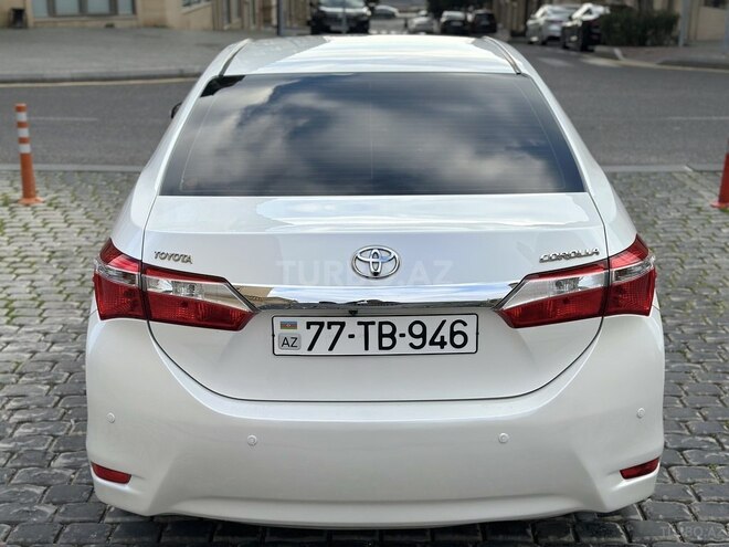 Toyota Corolla 2015, 142,321 km - 1.6 l - Bakı
