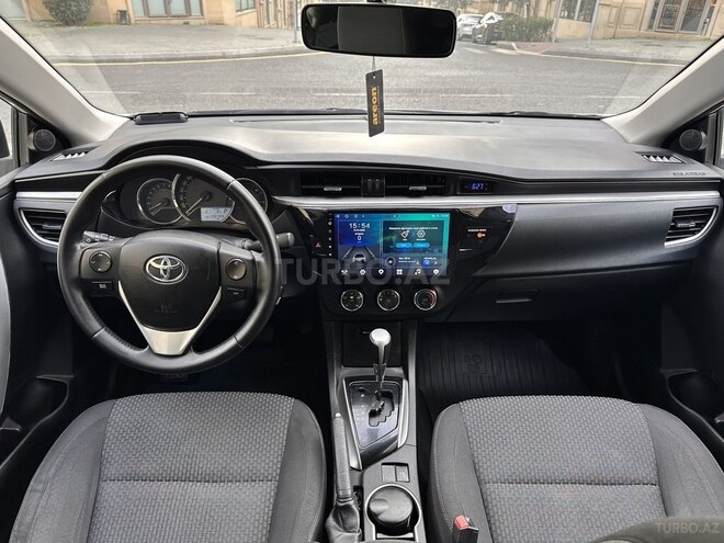Toyota Corolla 2015, 142,321 km - 1.6 l - Bakı