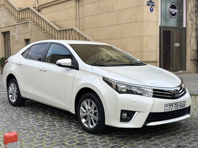 Toyota Corolla 2015, 142,321 km - 1.6 l - Bakı
