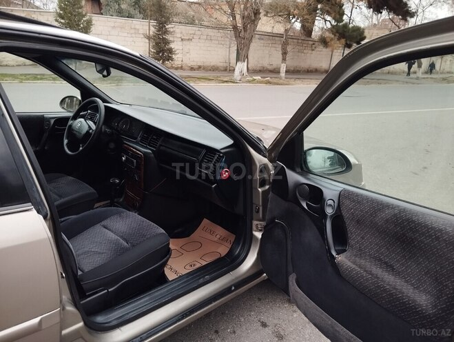 Opel Vectra 1997, 250,628 km - 2.0 l - Bakı