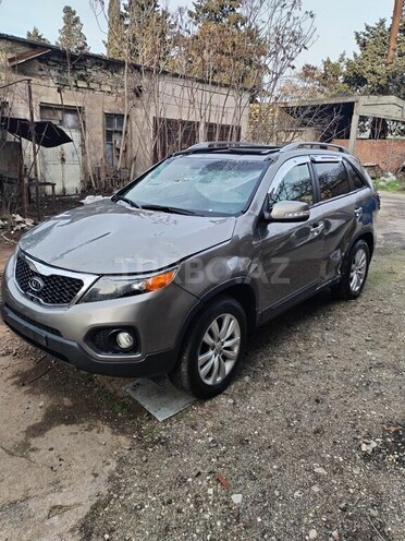 Kia Sorento 2011, 177,000 km - 2.0 l - Bakı