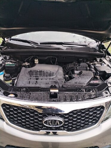 Kia Sorento 2011, 177,000 km - 2.0 l - Bakı
