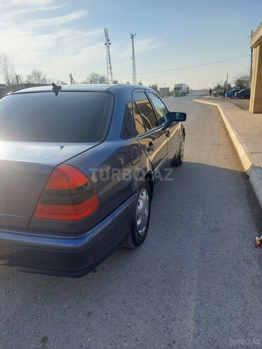 Mercedes C 180 1999, 653,216 km - 1.8 l - Sabirabad