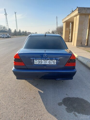 Mercedes C 180 1999, 653,216 km - 1.8 l - Sabirabad