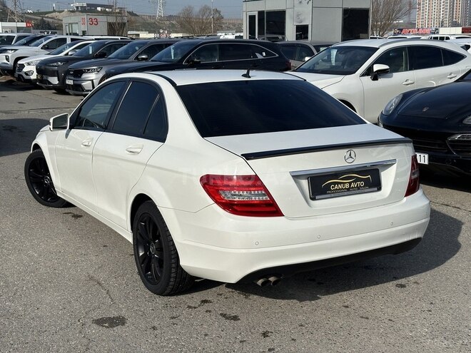Mercedes C 180 2012, 181,000 km - 1.8 l - Bakı