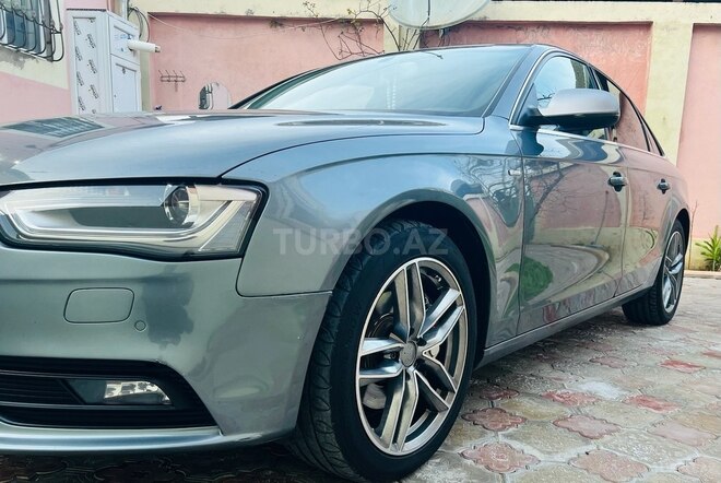 Audi A4 2013, 180,000 km - 1.8 l - Bakı