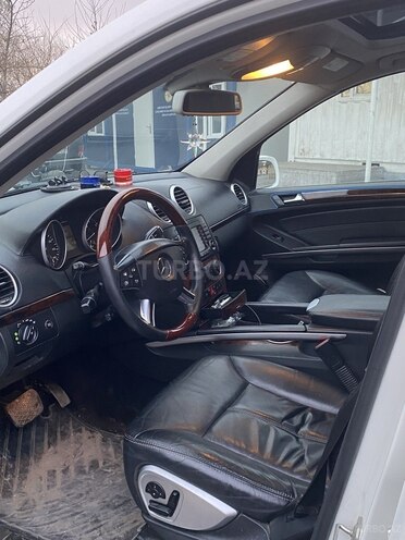 Mercedes GL 500 4MATIC 2011, 270,491 km - 5.5 л - Bakı
