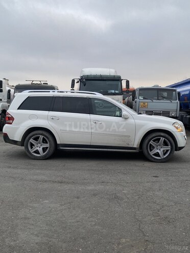 Mercedes GL 500 4MATIC 2011, 270,491 km - 5.5 л - Bakı