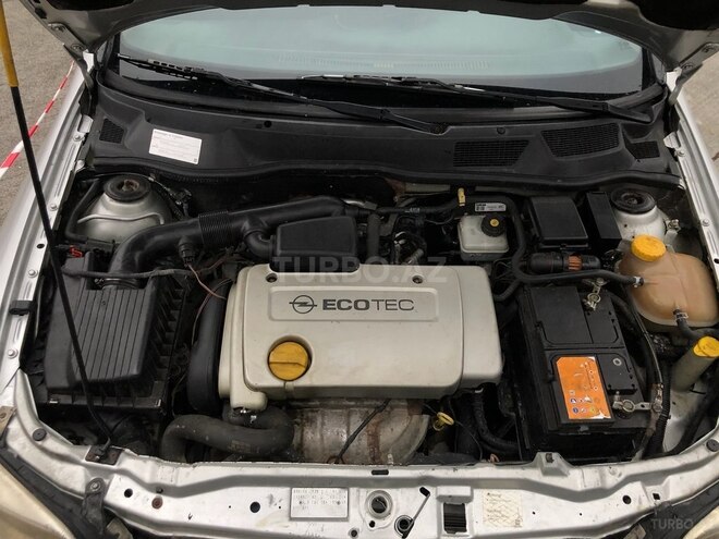 Opel Astra 2000, 200,000 km - 1.6 л - Qəbələ