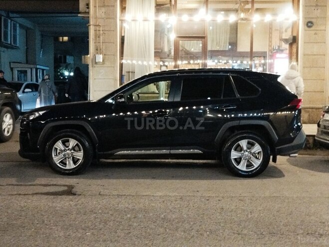 Toyota RAV4 2023, 23,000 km - 2.0 l - Bakı