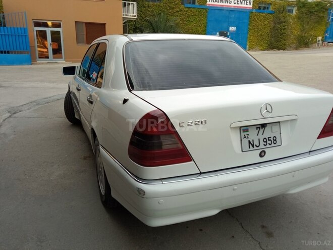 Mercedes C 220 1996, 415,000 km - 2.2 l - Bakı