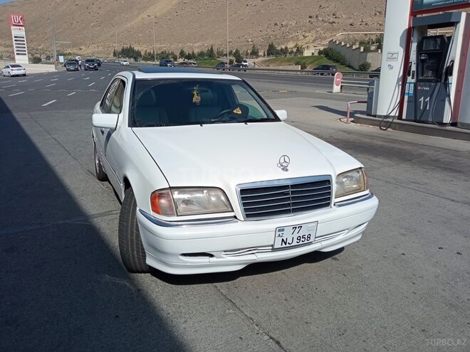 Mercedes C 220 1996, 415,000 km - 2.2 l - Bakı