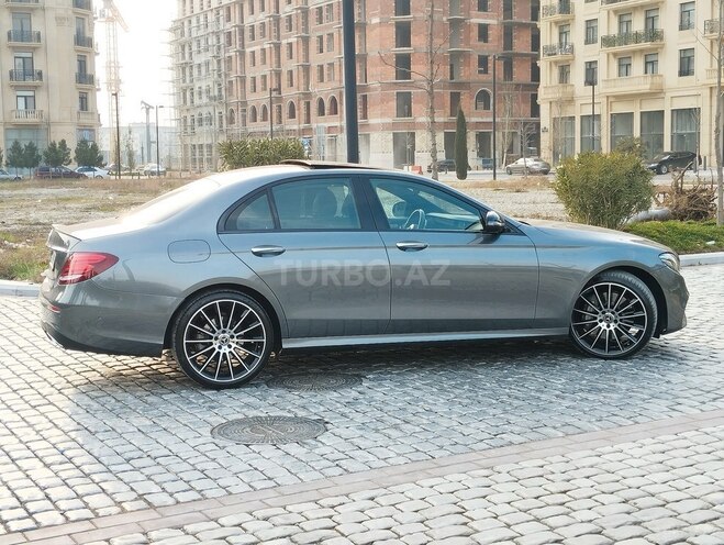 Mercedes E 300 4MATIC 2019, 44,800 km - 2.0 л - Bakı