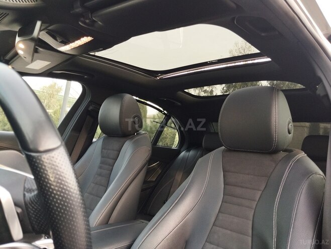 Mercedes E 300 4MATIC 2019, 44,800 km - 2.0 л - Bakı