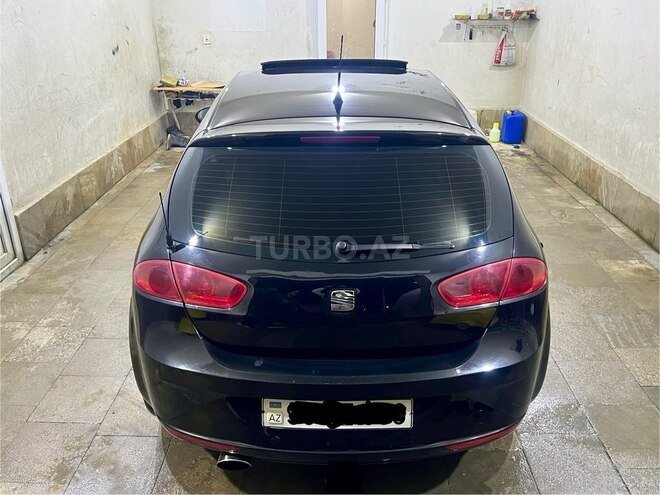SEAT Leon-7
