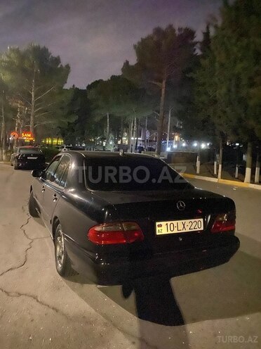 Mercedes E 220 d 2000, 500,000 km - 2.2 l - Bakı
