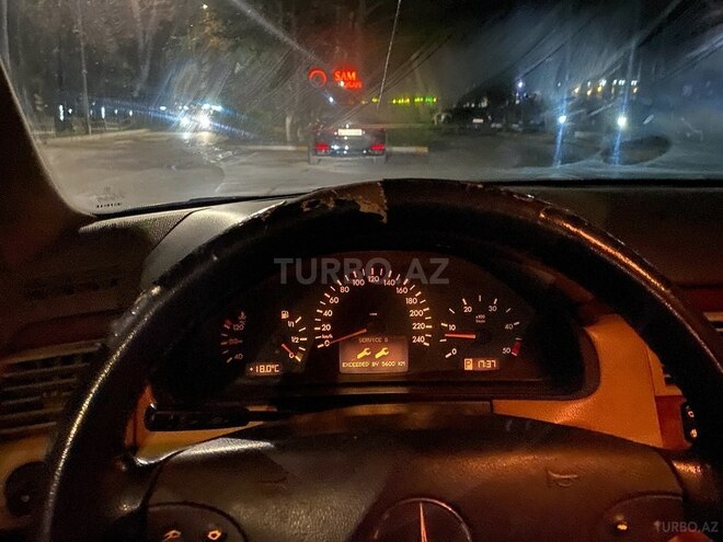 Mercedes E 220 d 2000, 500,000 km - 2.2 l - Bakı